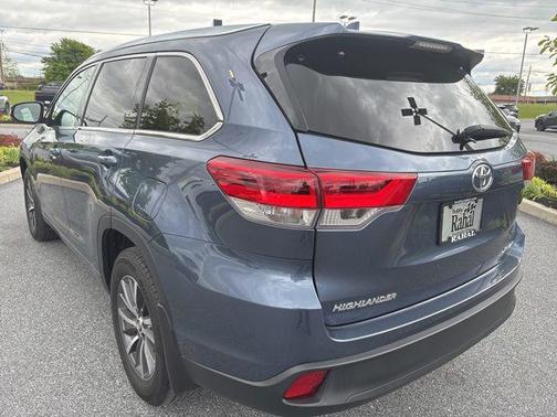 Shoreline Mist 2017 Toyota Highlander XLE