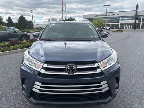 Shoreline Mist 2017 Toyota Highlander XLE