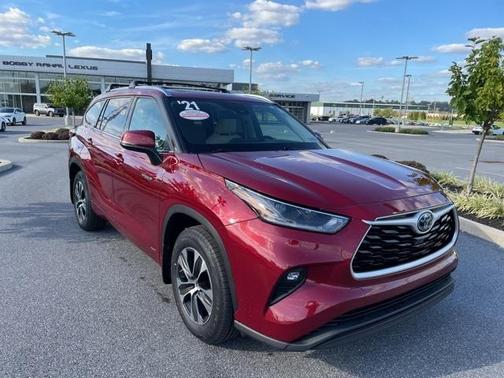2021 Toyota Highlander Hybrid XLE