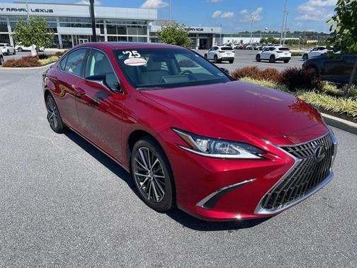 2025 Lexus ES 300h Base
