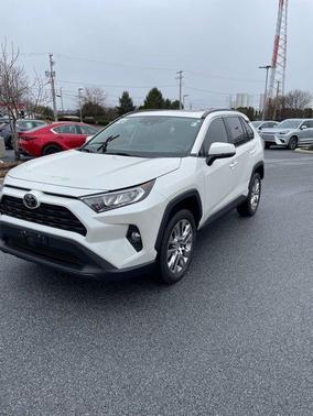 2021 Toyota RAV4 XLE Premium