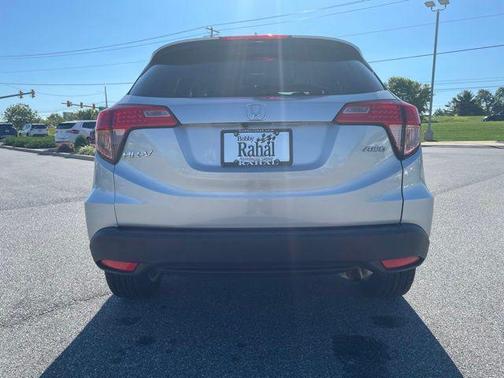 Alabaster Silver Metallic 2016 Honda HR-V EX-L w/Navigation