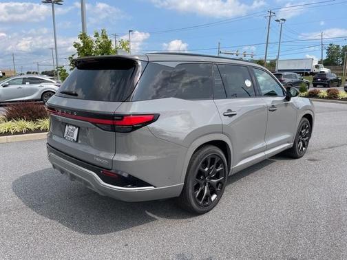 2025 Lexus TX 500h 