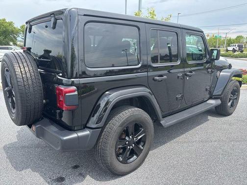 Black Clearcoat 2020 Jeep Wrangler Unlimited Sahara