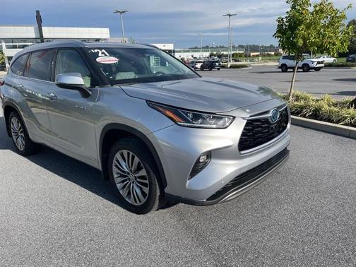 2021 Toyota Highlander Hybrid Platinum