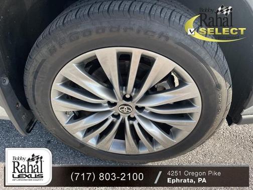 2021 Toyota Highlander Hybrid Platinum