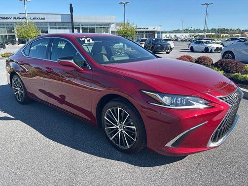 Matador Red Mica 2022 Lexus ES 350 Base