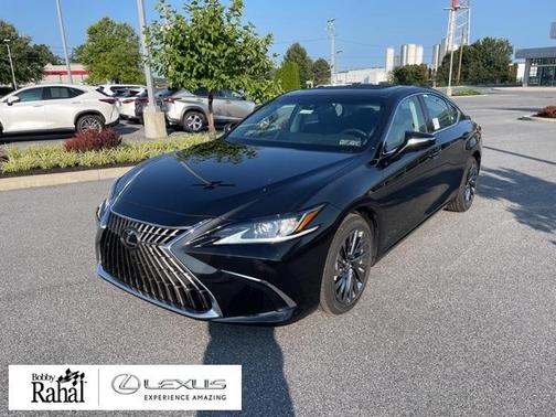 2025 Lexus ES 300h Luxury