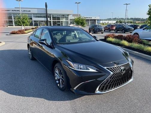 2025 Lexus ES 300h Luxury