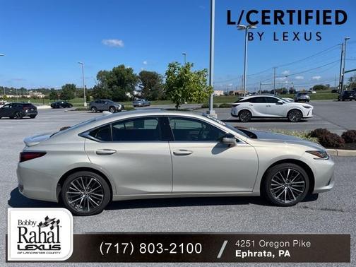 2025 Lexus ES 300h Base