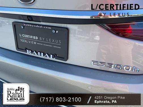 2025 Lexus ES 300h Base