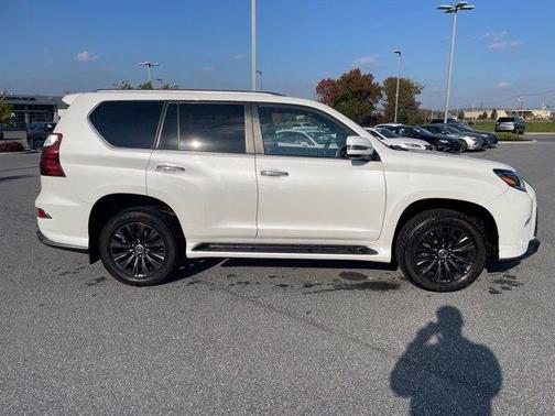 Starfire Pearl 2021 Lexus GX 460 Luxury