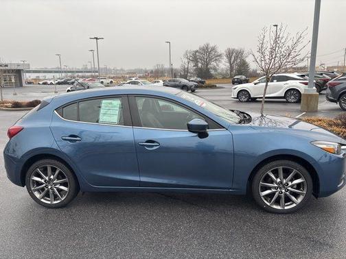 2018 Mazda Mazda3 Touring