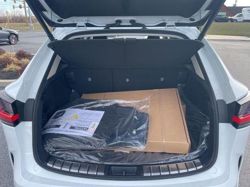 2026 Lexus NX 450h+ Luxury