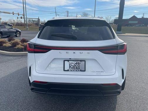 2026 Lexus NX 450h+ Luxury