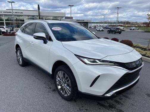 2024 Toyota Venza XLE