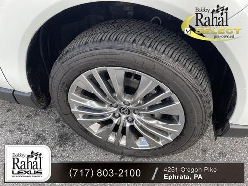 2024 Toyota Venza XLE