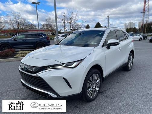 2024 Toyota Venza XLE