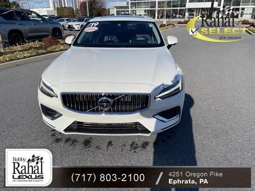 2019 Volvo S60 Hybrid T5