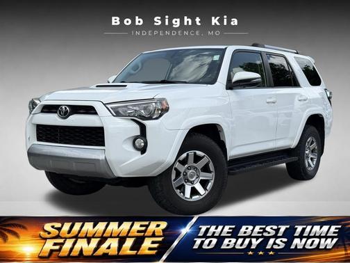 Super White 2016 Toyota 4Runner Trail Premium