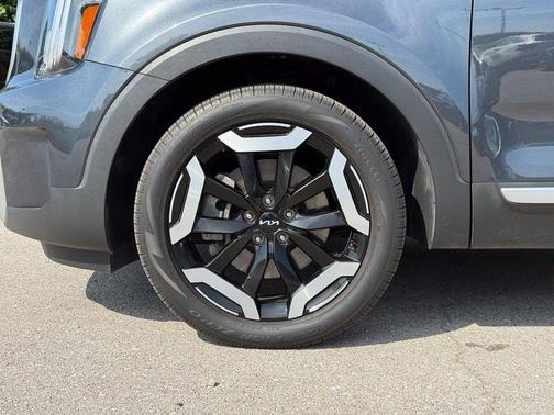 Gravity Gray 2024 Kia Telluride S