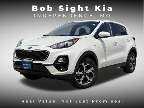 Snow White Pearl 2022 Kia Sportage LX
