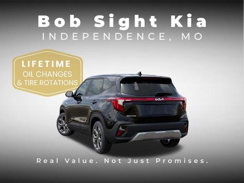 Fusion Black 2026 Kia Seltos LX