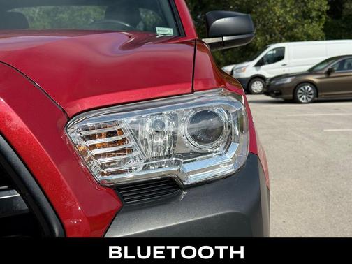 2017 Toyota Tacoma SR