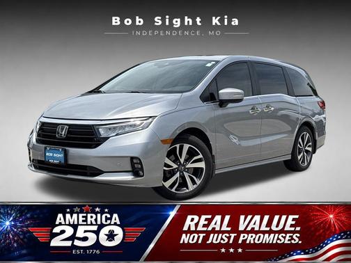 Silver 2022 Honda Odyssey Touring