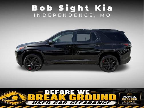 Mosaic Black Metallic 2020 Chevrolet Traverse Premier