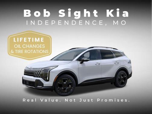 Glacial White Pearl 2026 Kia Sportage X-Line