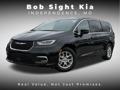 2025 Chrysler Pacifica L