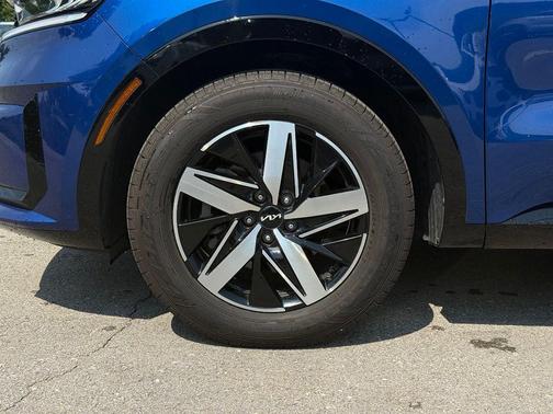 Sapphire Blue 2022 Kia Sorento S
