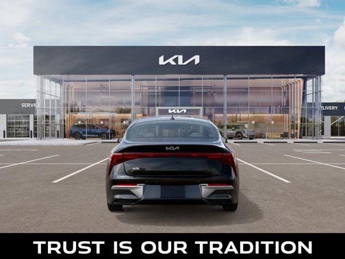2026 Kia K5 LXS FWD