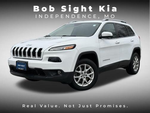 Bright White Clearcoat 2018 Jeep Cherokee Latitude Plus