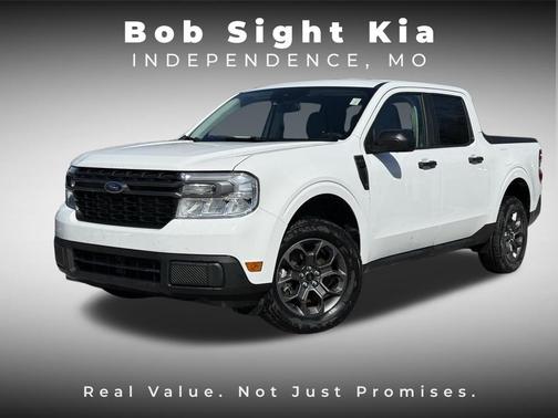 Oxford White 2024 Ford Maverick XLT