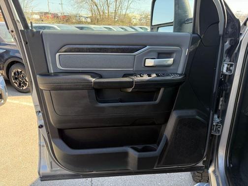 Billet Silver Metallic Clearcoat 2023 RAM 2500 Big Horn Crew Cab 4x4 6'4' Box