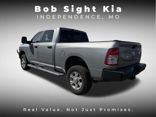 2023 RAM 2500 Big Horn Crew Cab 4x4 6'4' Box