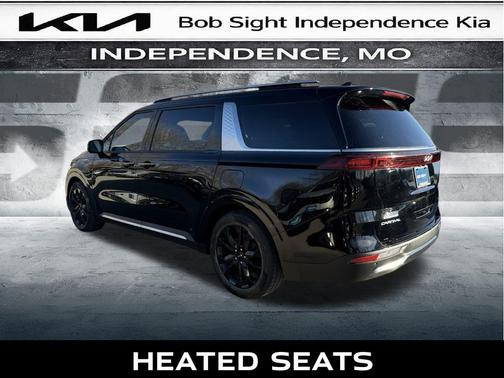 2023 Kia Carnival SX