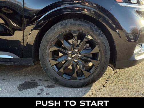 2023 Kia Carnival SX