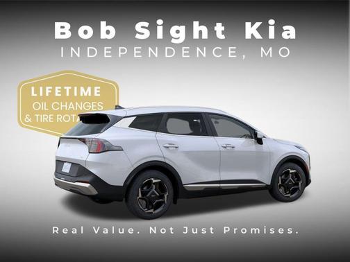Glacial White Pearl 2026 Kia Sportage EX