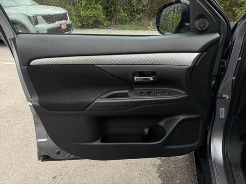 2018 Mitsubishi Outlander SE