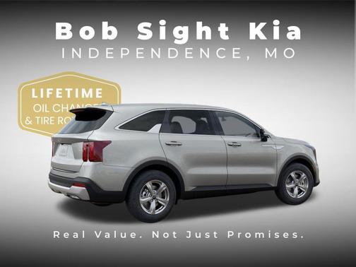 Ivory Silver 2026 Kia Sorento LX