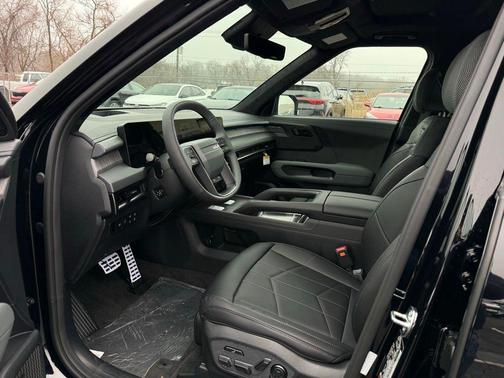 Ebony Black 2027 Kia Telluride Hybrid X-Line SX-Prestige