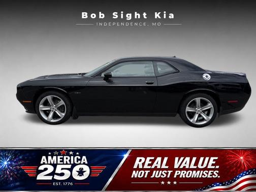 Pitch Black Clearcoat 2018 Dodge Challenger R/T