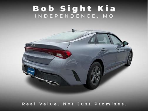 2022 Kia K5 LX
