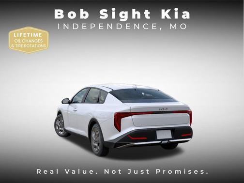 Snow White Pearl 2026 Kia K4 LX