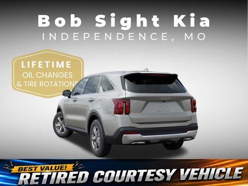 Ivory Silver 2026 Kia Sorento LX