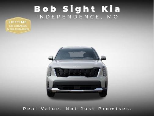 Ivory Silver 2026 Kia Sorento LX