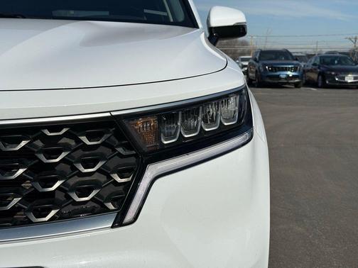 2023 Kia Sorento LX